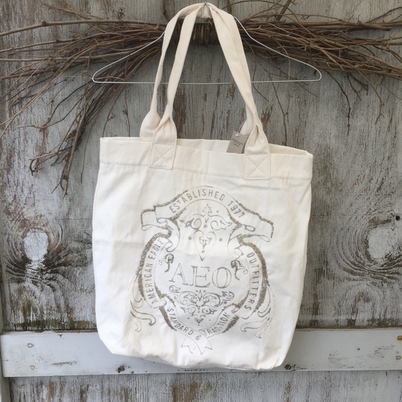 American Eagle Outfitters Handbags - American Eagle outfitters canvas tote bag